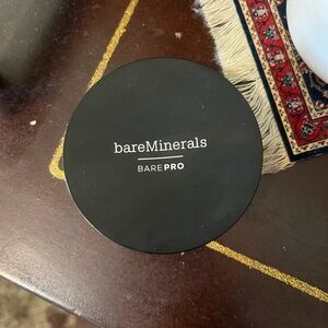 bareMinerals BAREPRO Natural 11 Compact